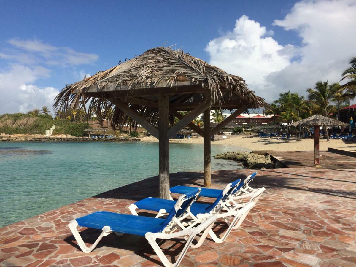 Appartement Arc En Ciel 3 Pieces Avec Acces Piscine Et Plage Saint-Francois  Exterior foto